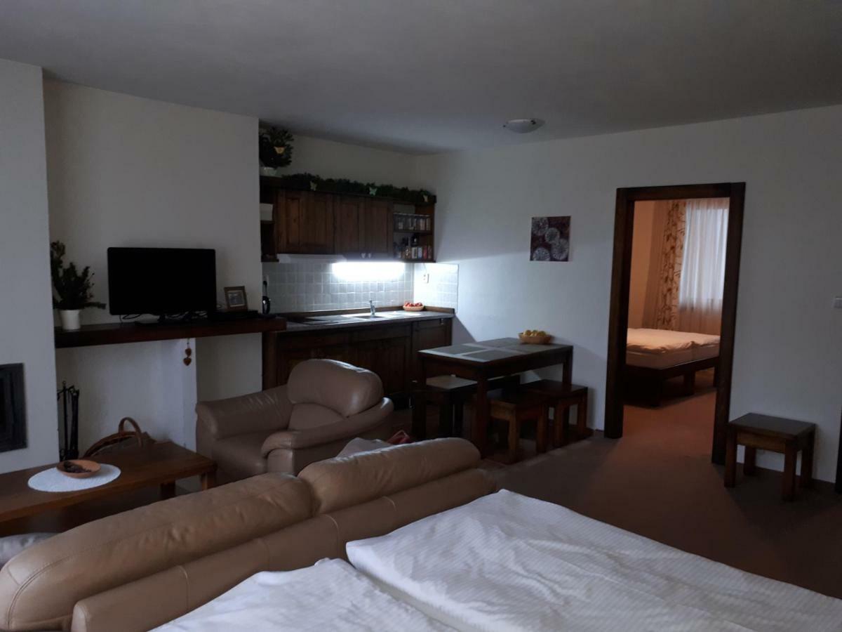 Apartman Kuka Tatranska Lomnica Exterior photo