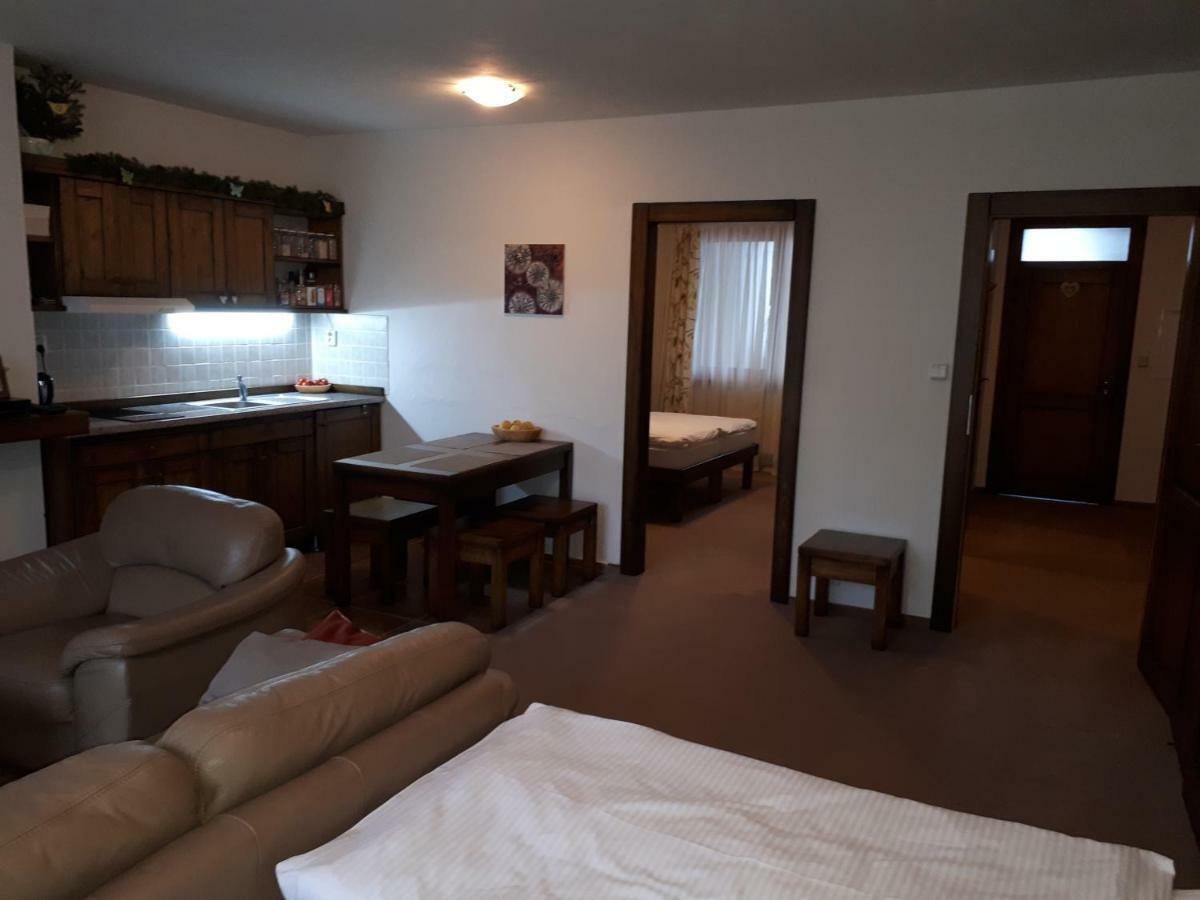Apartman Kuka Tatranska Lomnica Exterior photo